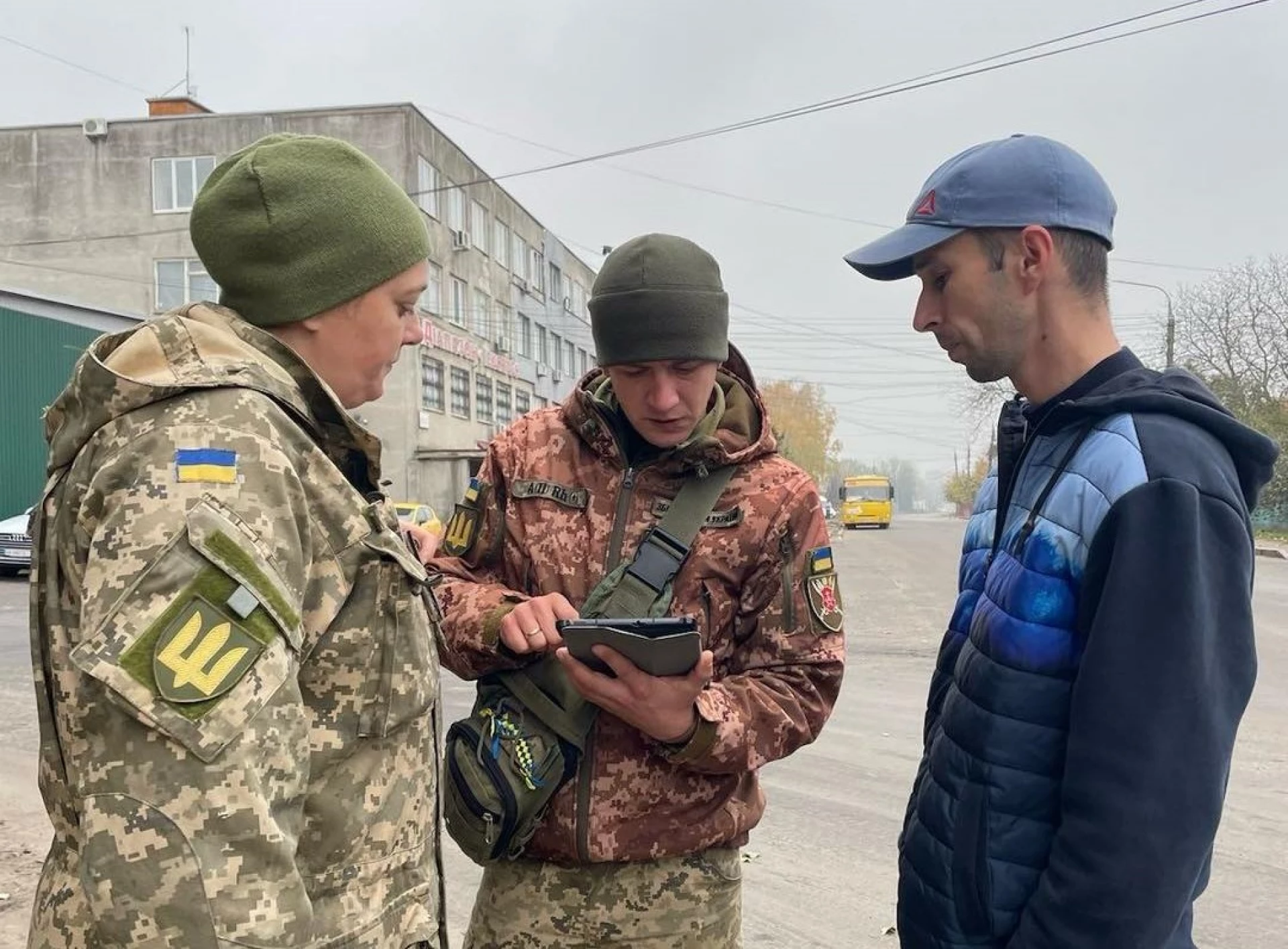 Ukraine's Wartime Travel Ban: Human Rights Violations Amid National Emergency
